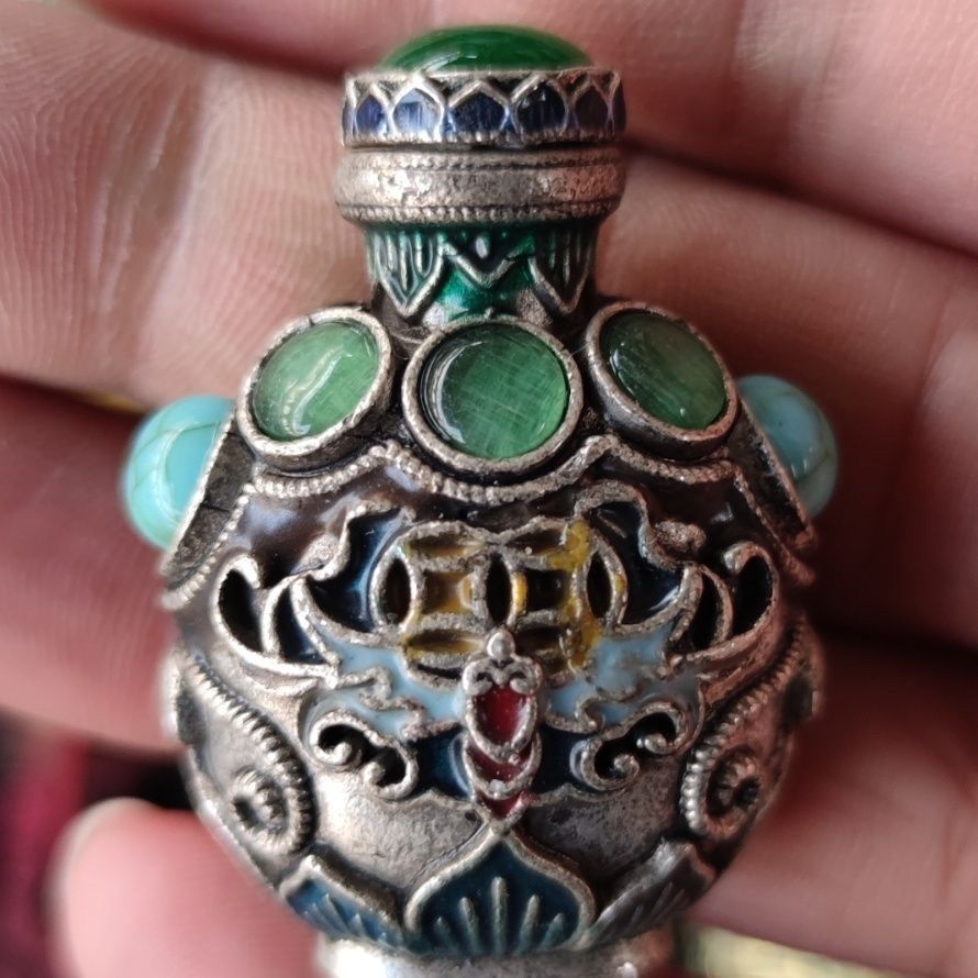 Vintage Cloisonne Bronze Snuff - Vintage Collectible Bottles 评论和价格
