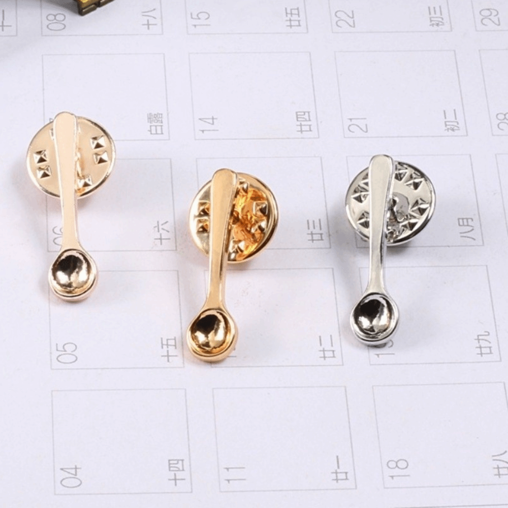New Cute Design Spoon Brooch C - Collectible Vintage Brooches 评论和价格