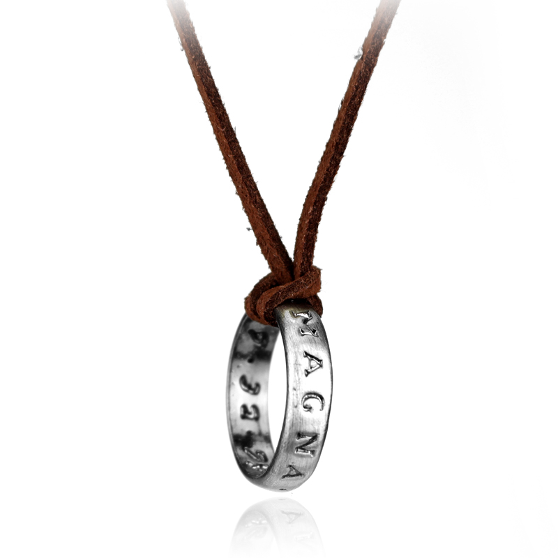Game Anime Leather Chain Ring  - Vintage Items 评论和价格