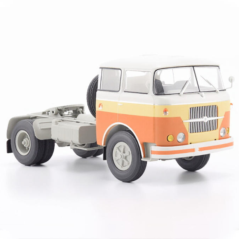 1:43 Scale Alloy Model Classic - Vintage Collectible Trucks 评论和价格