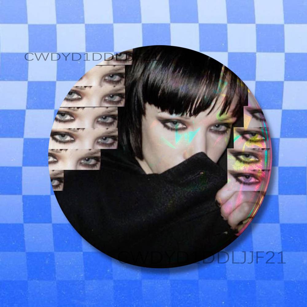 C-Crystal Castles Band Amnesty - Collectible Vintage Brooches 评论和价格