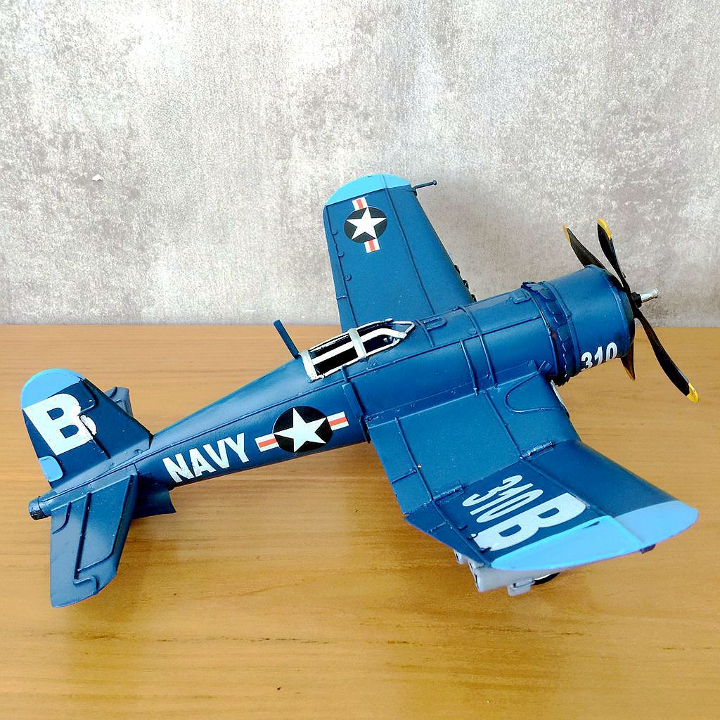 Vintage Ironwork Tin Airplane  - Vintage Collectible Furniture 评论和价格